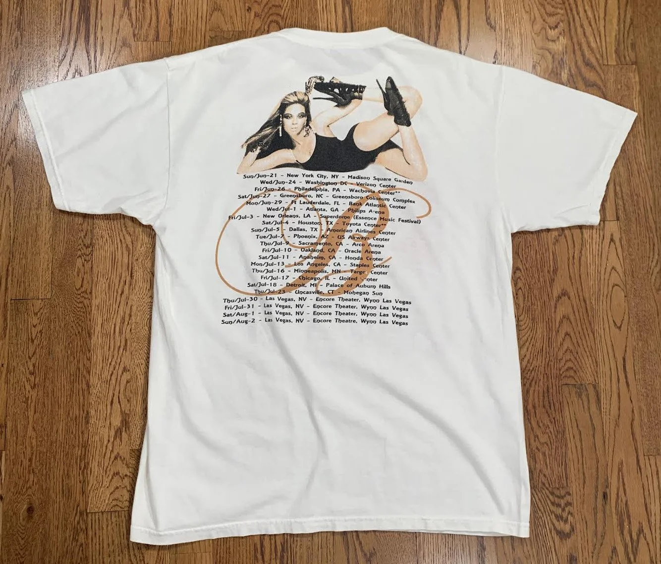 Beyoncé I am Sasha Fierce 2009 Tour T Shirt (Size XL,Fits Smaller